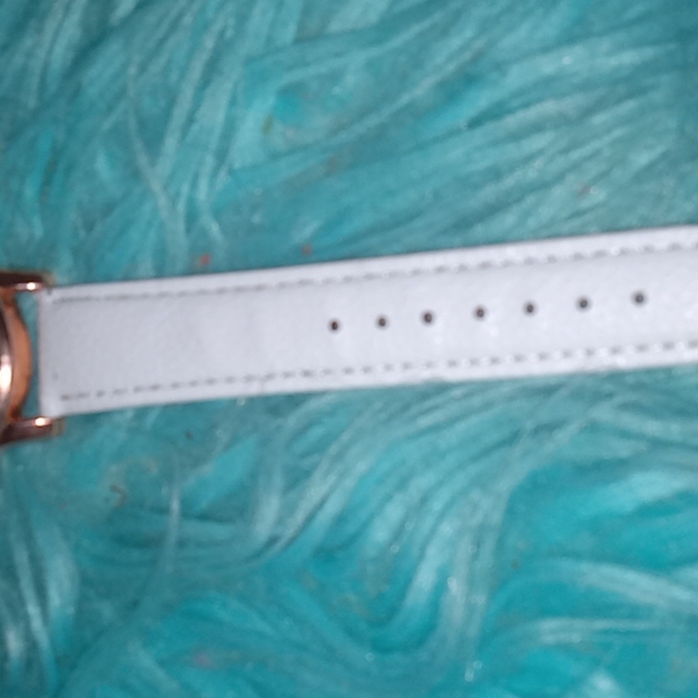 Two watches ⌚ for child or adult lady's - Picture 9 of 12